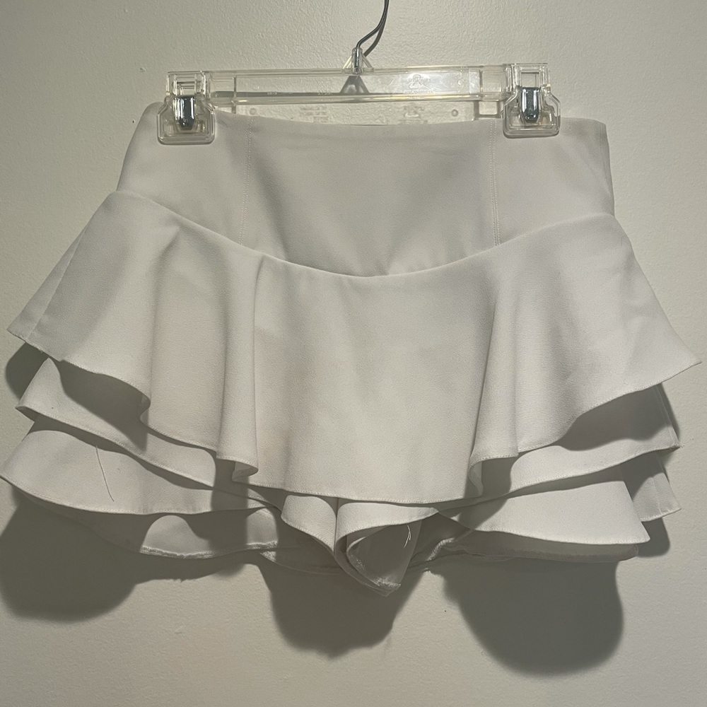 white zara skort